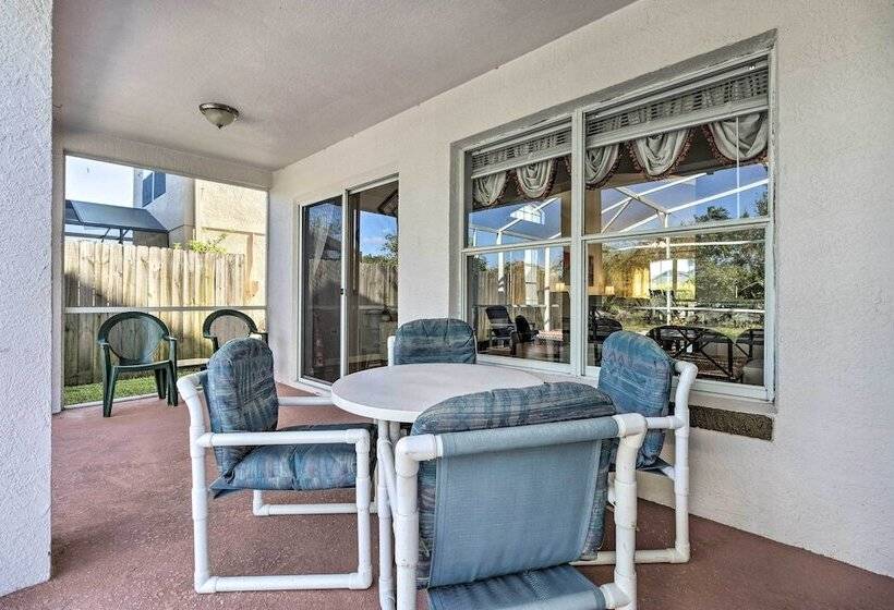 Charming Kissimmee Retreat W/ Pool & Lanai!