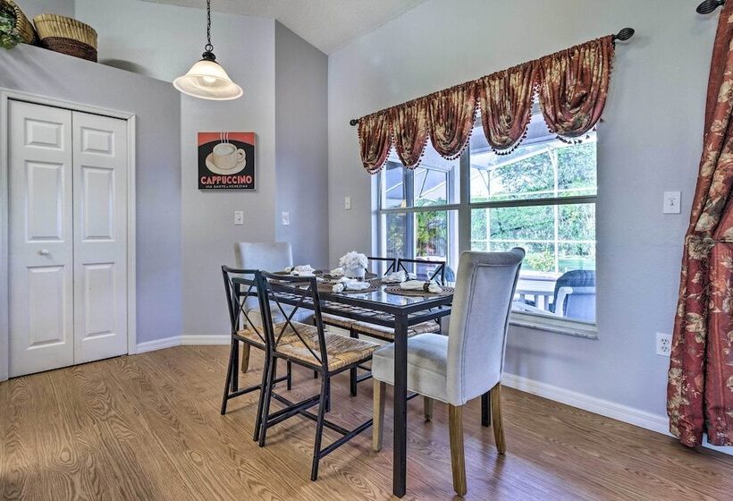 Charming Kissimmee Retreat W/ Pool & Lanai!