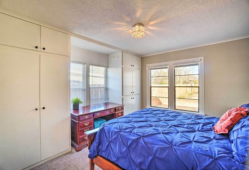 Lawton Home ~ 5 Mi To Fort Sill!