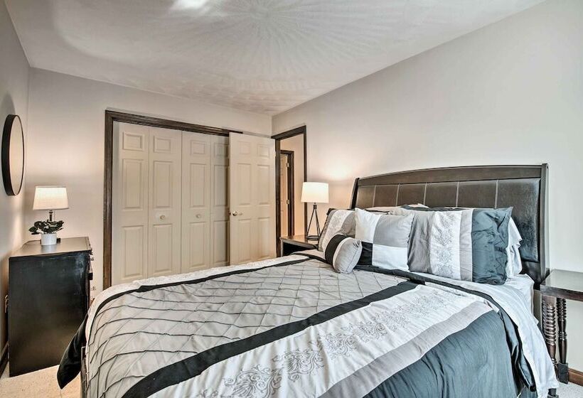 Charming Lewisburg Home W/ Hot Tub & Games!