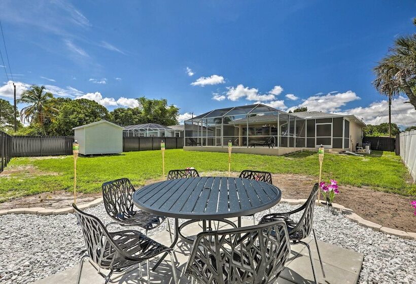 Charming N Fort Meyers Retreat: Pool & Lanai!