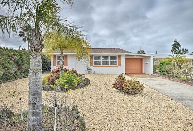 Ormond Beach Home W/ Screened Porch, Walk To Shore