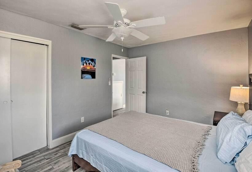 Ormond Beach Home W/ Screened Porch, Walk To Shore