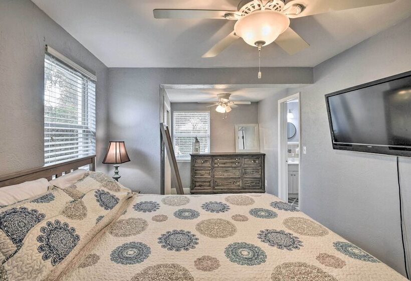 Ormond Beach Home W/ Screened Porch, Walk To Shore