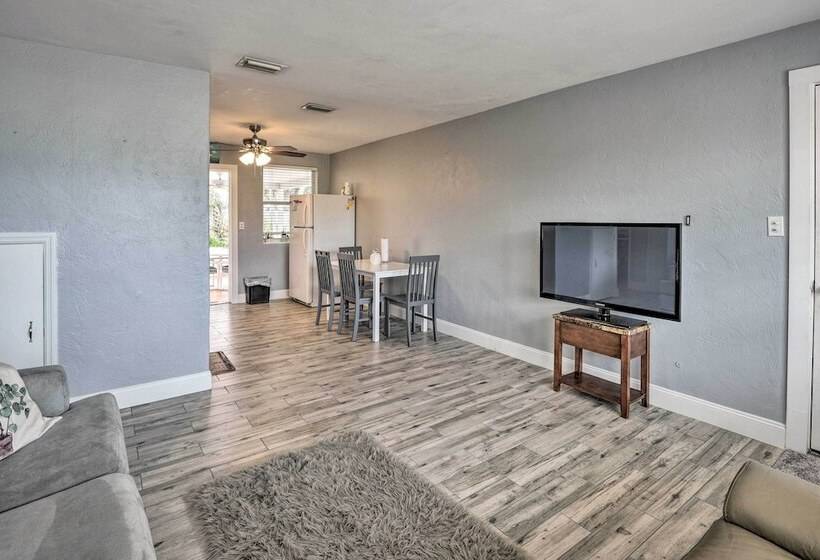 Ormond Beach Home W/ Screened Porch, Walk To Shore