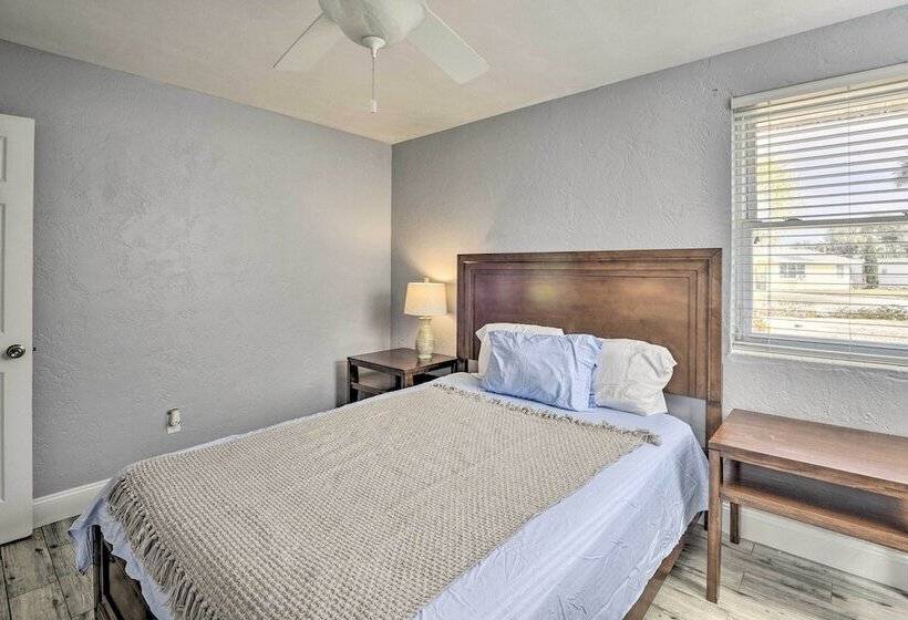 Ormond Beach Home W/ Screened Porch, Walk To Shore