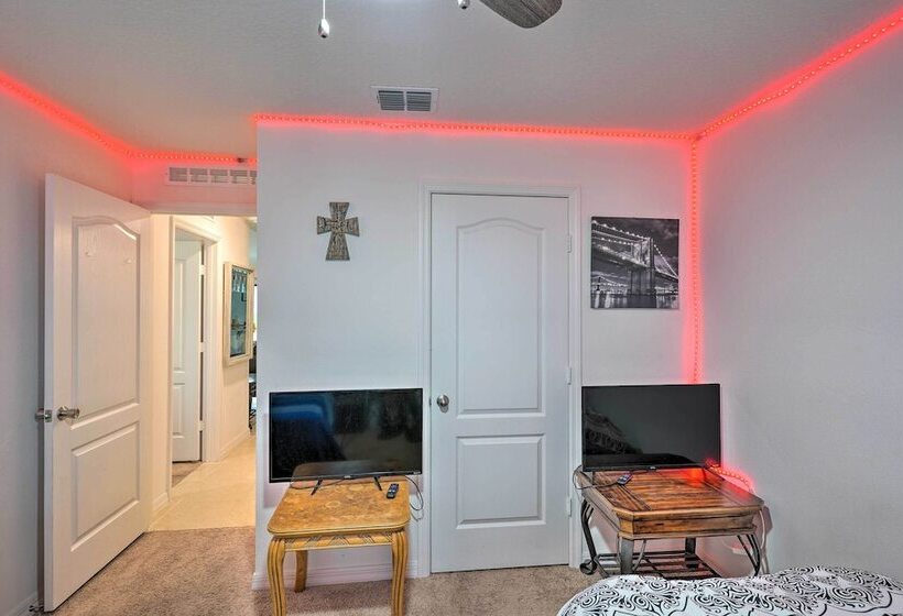 Charming Poinciana House W/ Patio: 30 Mi To Disney