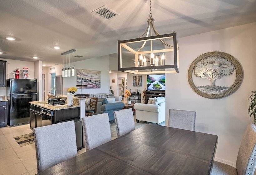 Charming Poinciana House W/ Patio: 30 Mi To Disney