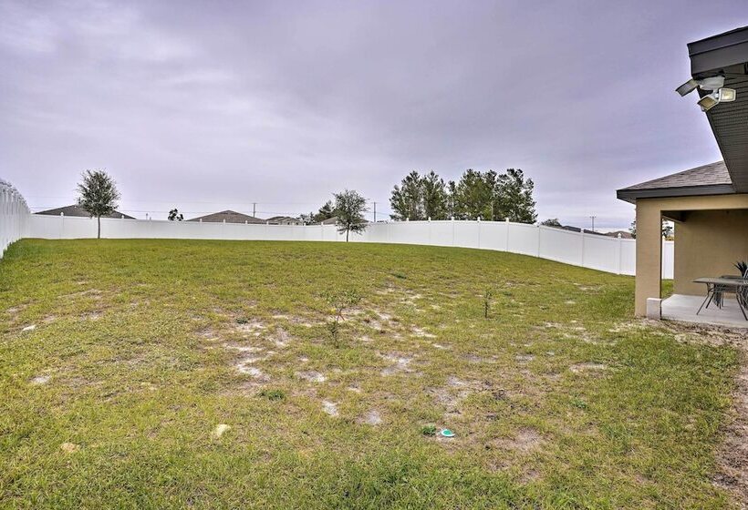 Charming Poinciana House W/ Patio: 30 Mi To Disney