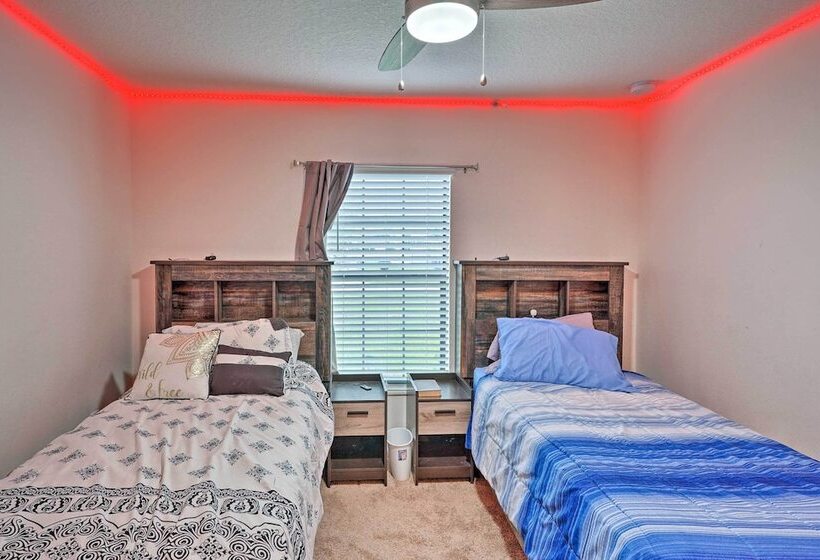 Charming Poinciana House W/ Patio: 30 Mi To Disney