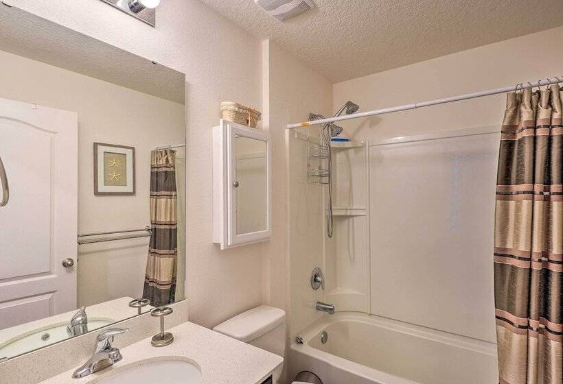 Charming Poinciana House W/ Patio: 30 Mi To Disney