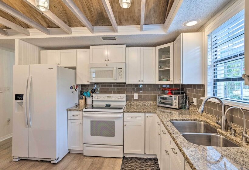 Charming Vacation Home < 3 Mi To Stuart Beach