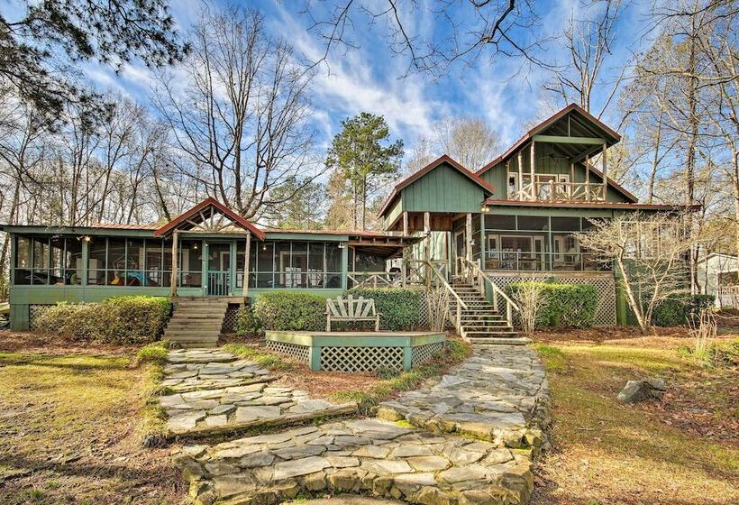 Charming Waterfront Ridgeway Cabin W/ Dock!