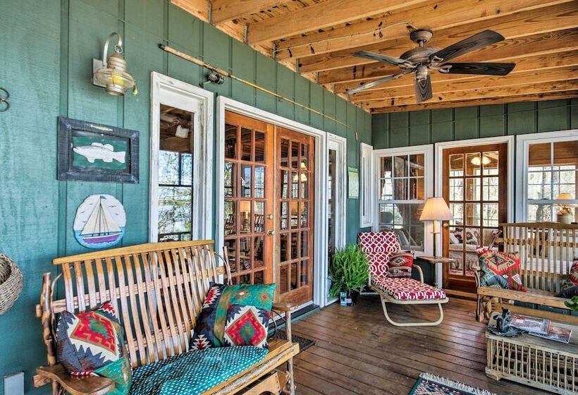 Charming Waterfront Ridgeway Cabin W/ Dock!