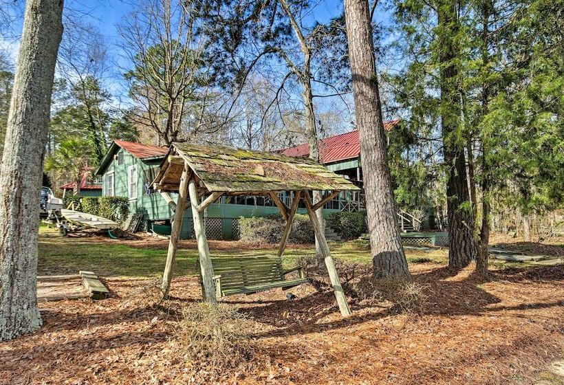 Charming Waterfront Ridgeway Cabin W/ Dock!