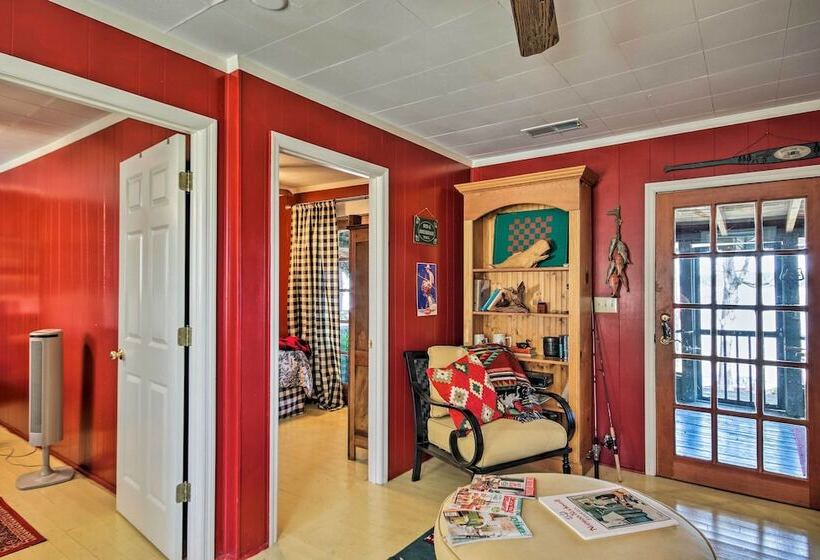 Charming Waterfront Ridgeway Cabin W/ Dock!