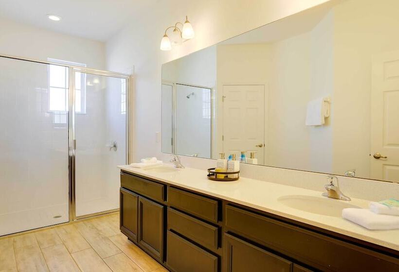 12 Mi To Disney: Home W/ Pool Access + Grill
