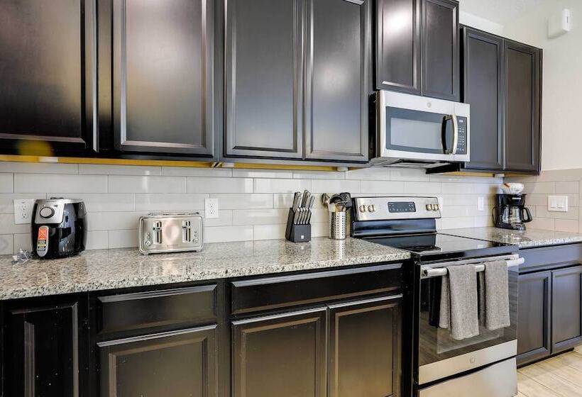 12 Mi To Disney: Home W/ Pool Access + Grill