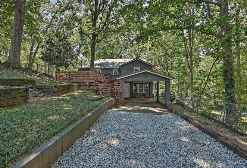 Chic House W/ Private Dock On Lake Hartwell!