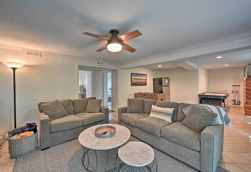 Chic House W/ Private Dock On Lake Hartwell!