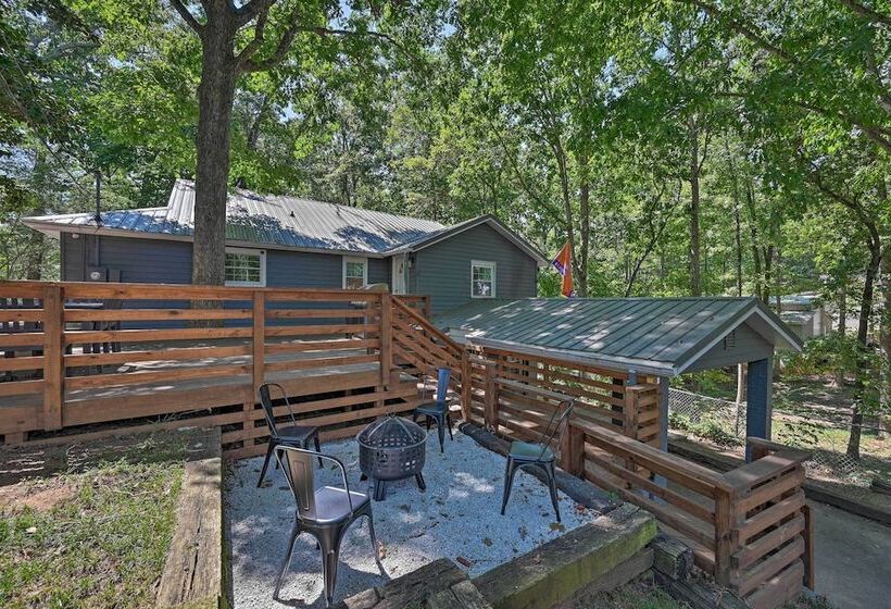 Chic House W/ Private Dock On Lake Hartwell!