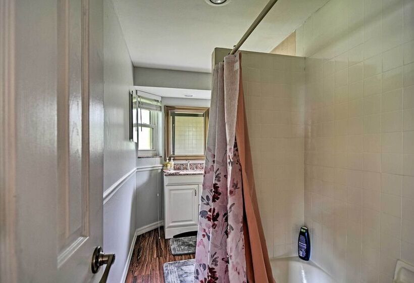 Classic Sarasota Home < 4 Mi To Public Beach