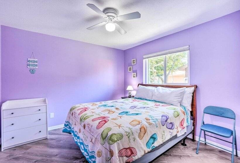 Clearwater Family Home W/ Private Hot Tub!