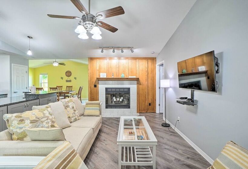 Clearwater Family Home W/ Private Hot Tub!