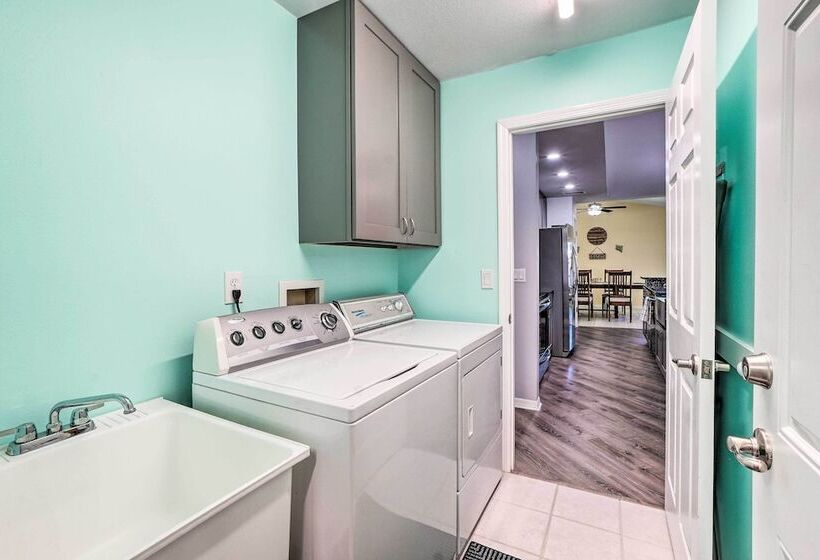 Clearwater Family Home W/ Private Hot Tub!