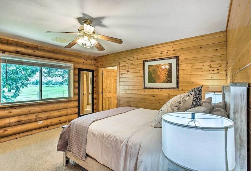 Clifton Retreat W/ Breathtaking Mt Backdrop!