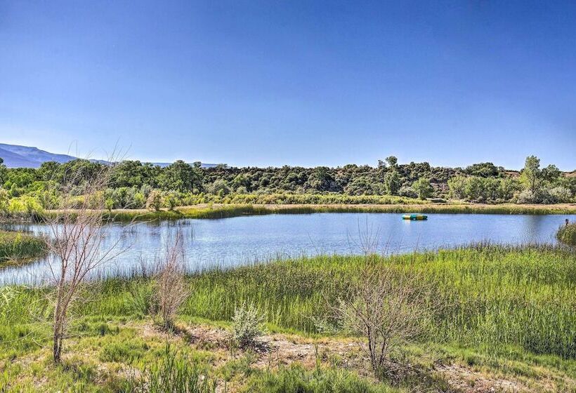 Clifton Retreat W/ Breathtaking Mt Backdrop!