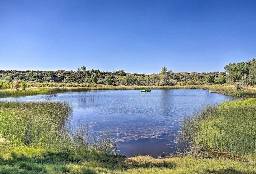 Clifton Retreat W/ Breathtaking Mt Backdrop!