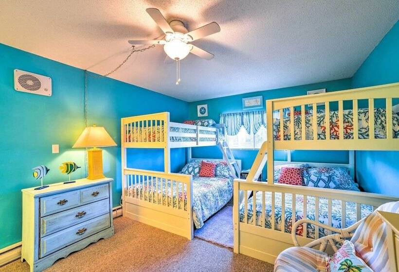 Coastal Atlantic Beach Duplex < 1 Mi To Boardwalk!