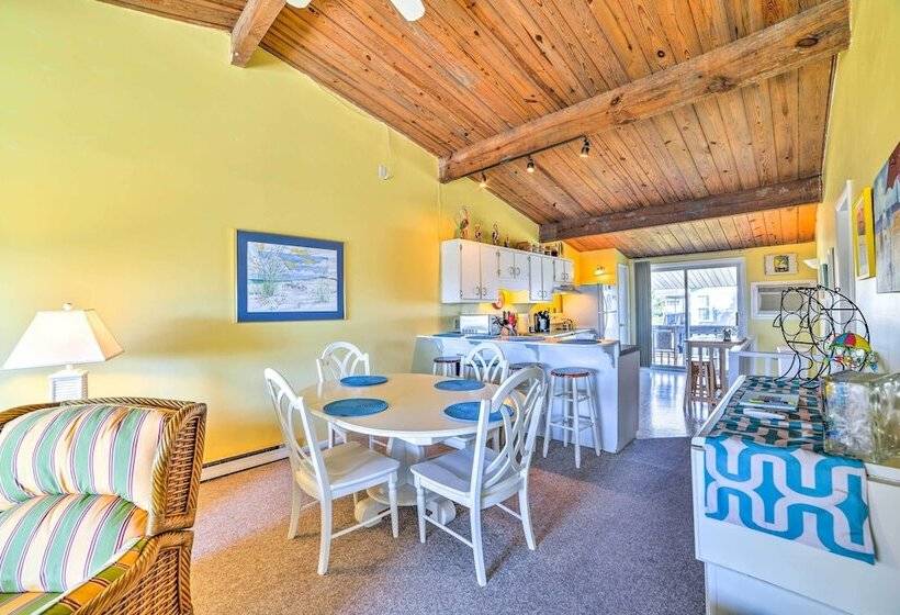 Coastal Atlantic Beach Duplex < 1 Mi To Boardwalk!