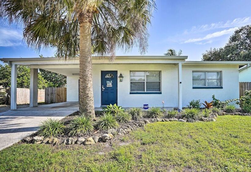 Coastal Bonita Shores Holiday Home Near Beach!