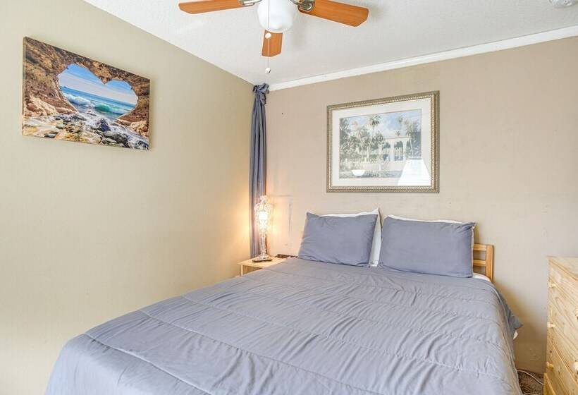 5 Mi To Beach: Family Friendly Home In Clearwater!