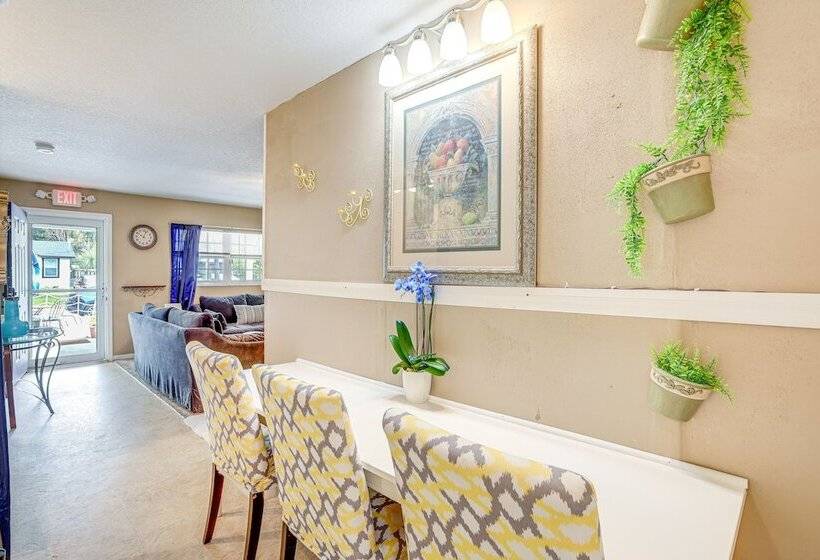 5 Mi To Beach: Family Friendly Home In Clearwater!