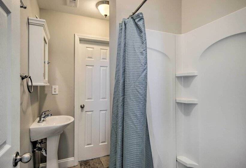 Columbia Home W/ Spacious Yard < 2 Mi To Dtwn