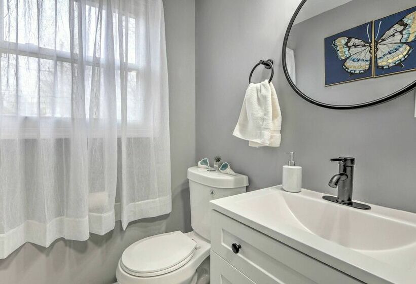 Columbus Home Just Minutes From Downtown!