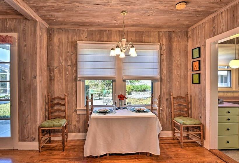 Cottage W/ Private Pool   Walk To Lake Wales!