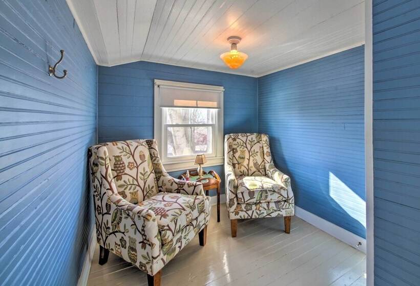 Cozy Augusta Home W/ Porch: Walk To Katy Trail!