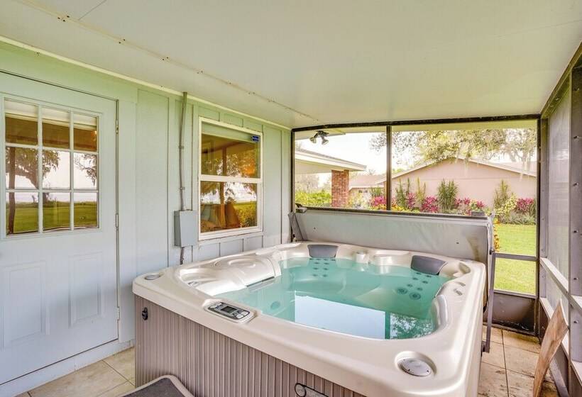 Cozy Frostproof Escape W/ Private Hot Tub!