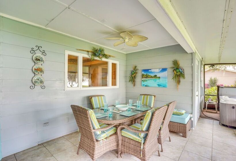 Cozy Frostproof Escape W/ Private Hot Tub!