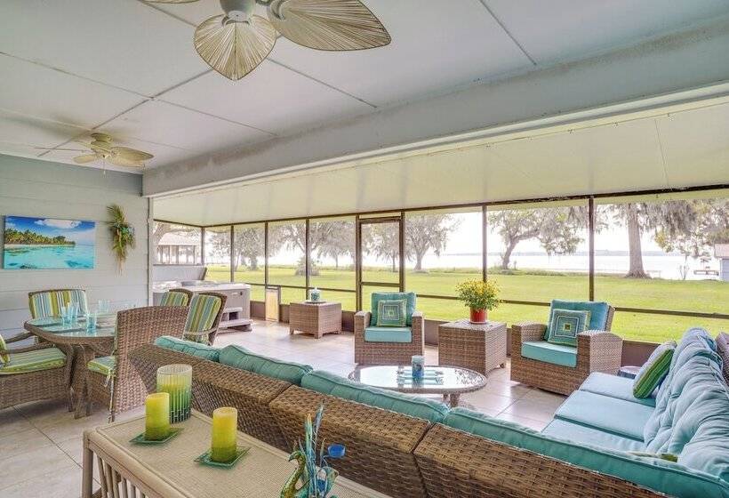 Cozy Frostproof Escape W/ Private Hot Tub!