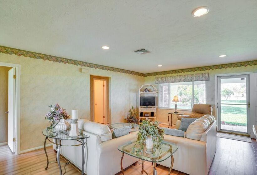 Cozy Frostproof Escape W/ Private Hot Tub!