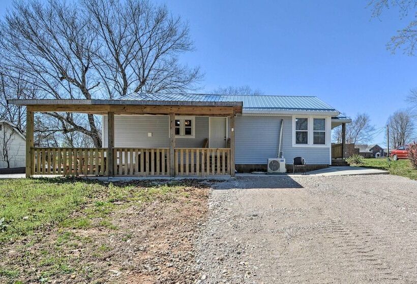 Cozy Lesterville Home Near Parks & Forests!