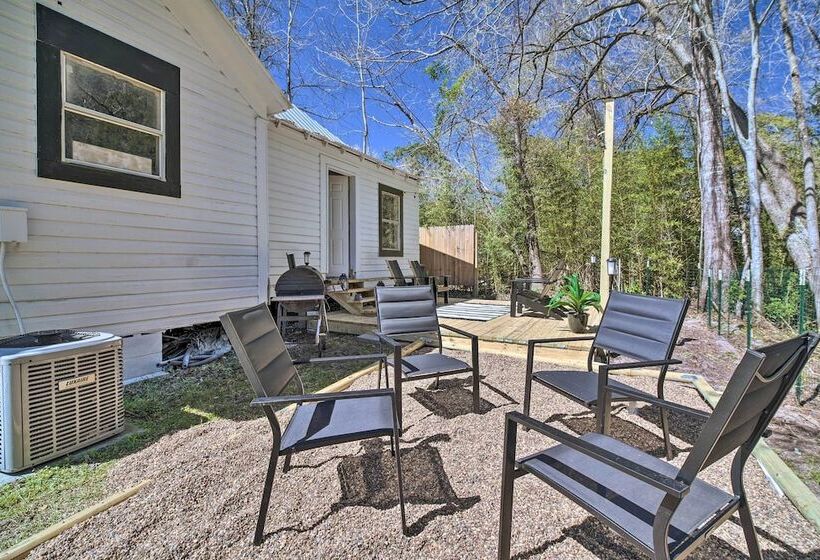 Cozy Livingston House W/ Fenced Yard + Patio!