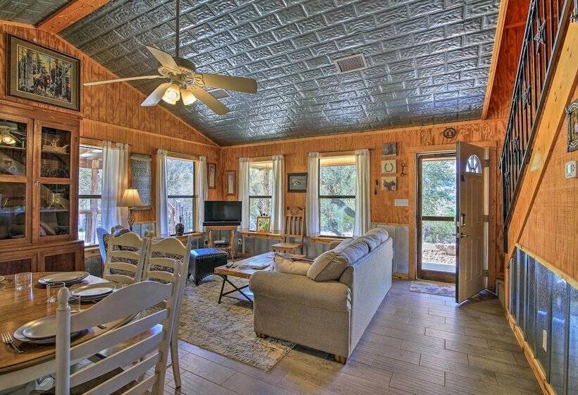 Cozy Medina Cottages W/ Patio & Mountain Views!