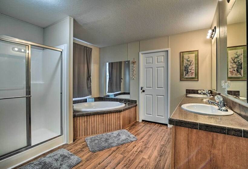 Cozy Murrells Inlet Home ~ 3/4 Mi To Beach!