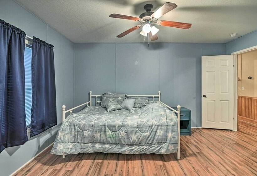 Cozy Murrells Inlet Home ~ 3/4 Mi To Beach!